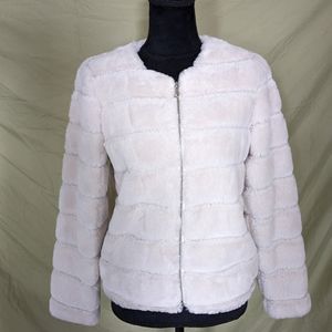 Elegant Furry jacket NWOT
